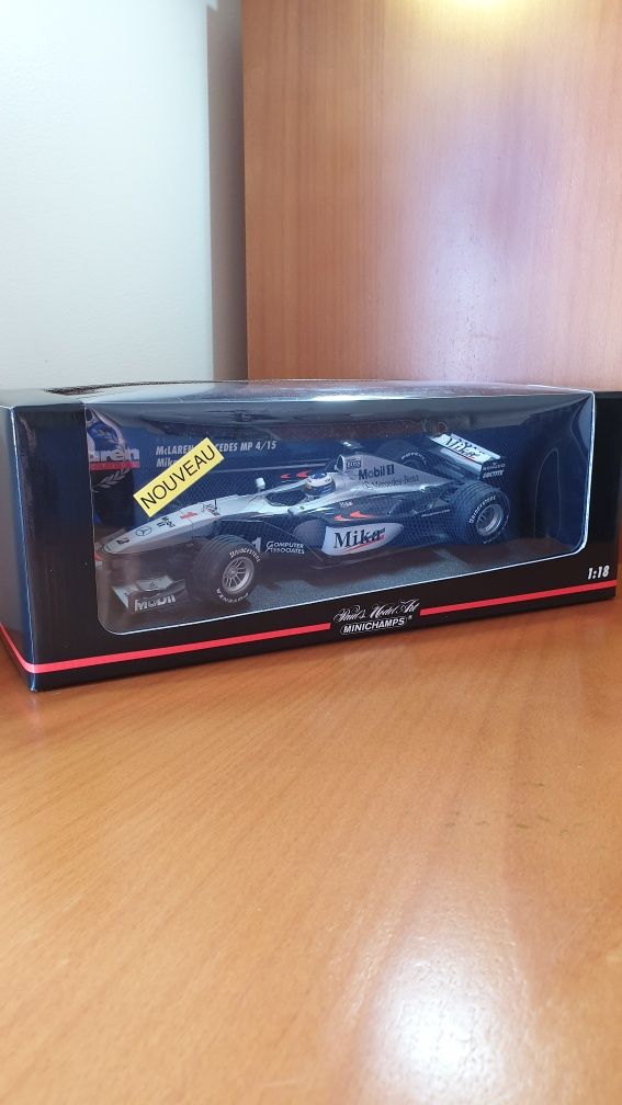 Miniatura F1 minichamps MP4-15