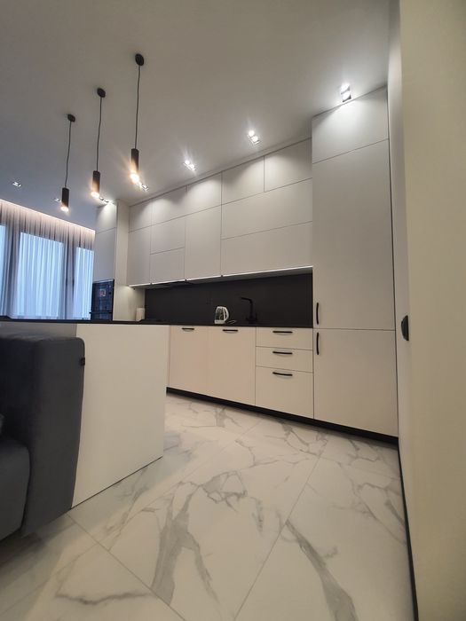 Кухни. Шкафы. Тумбы. Консоли. Каменные столешницы. Дизайн-интерьера.