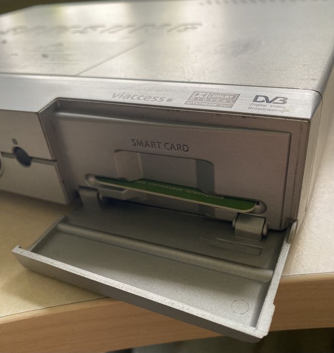 Спутниковый ресивер Samsung DSB - S300V