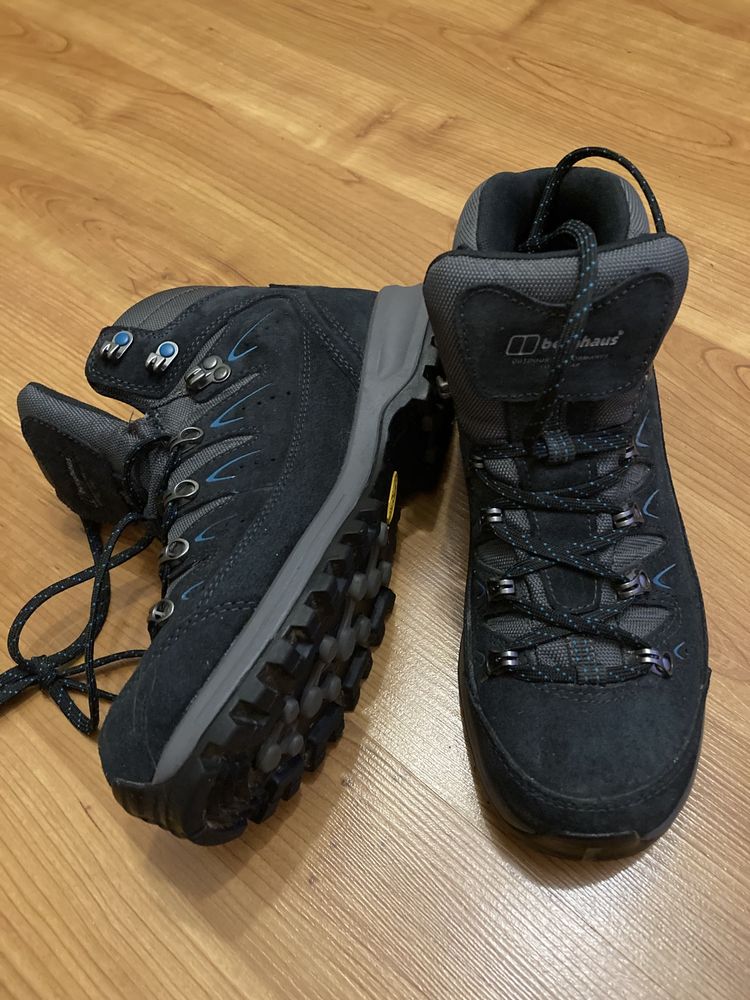 Ботинки Berghaus Gore-tex натуральная размер 39