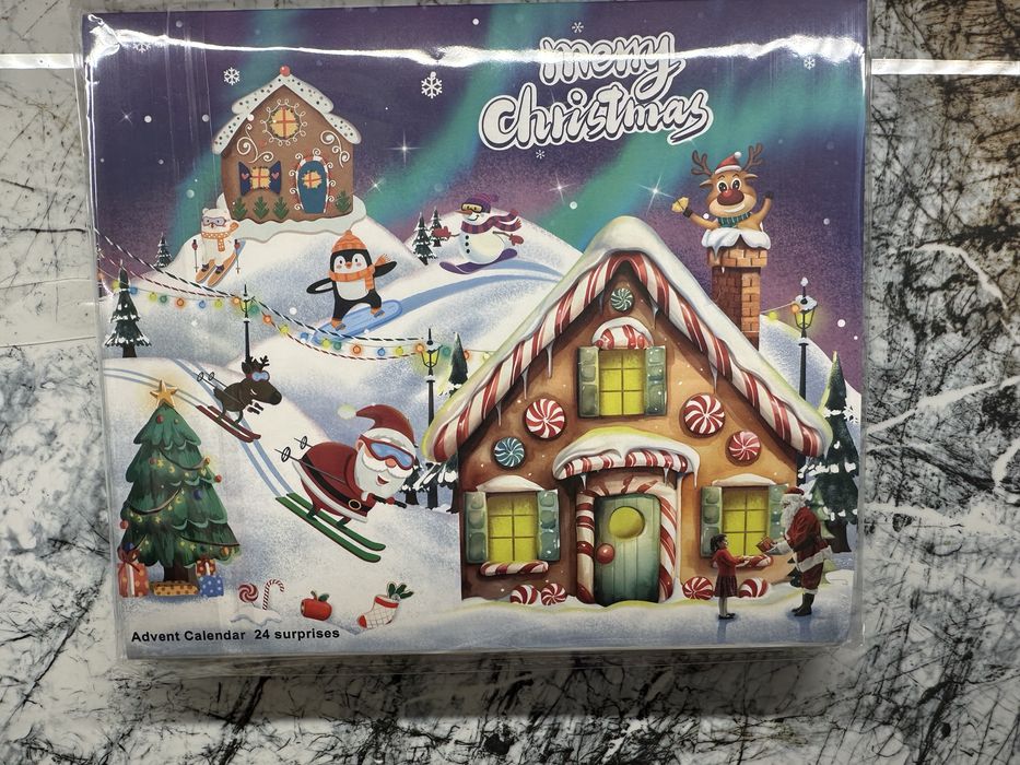 Адвент календар з прикрасами