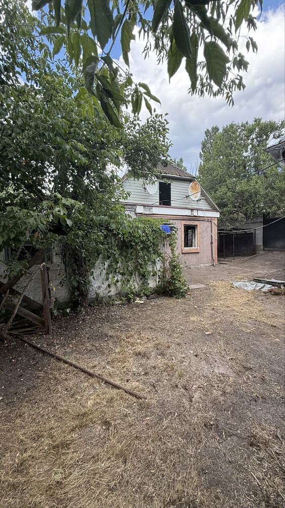 Продаж ділянки з усіма міськими комунікаціями