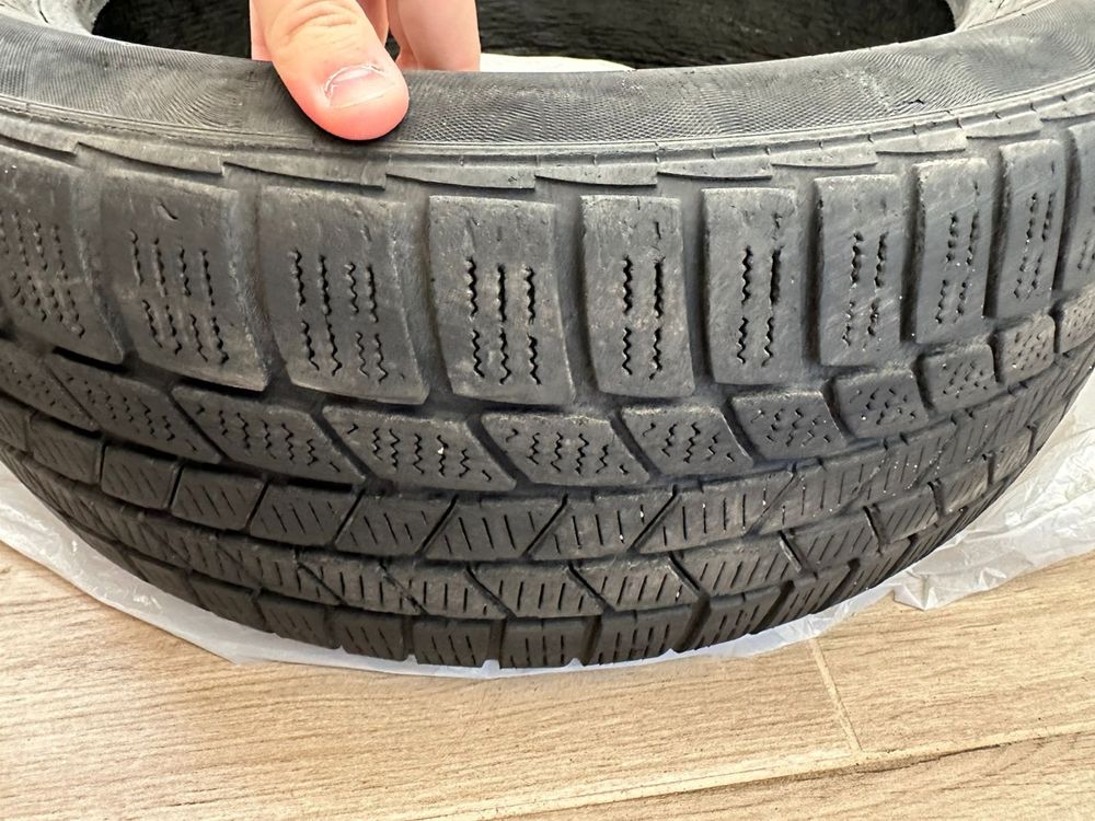 Зимняя резина 205/50 R17 Continental с антипроколом