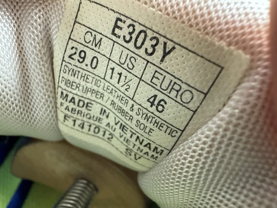 Кросівки Asics GEL-CHALLENGER Розмір 46 / Взуття
