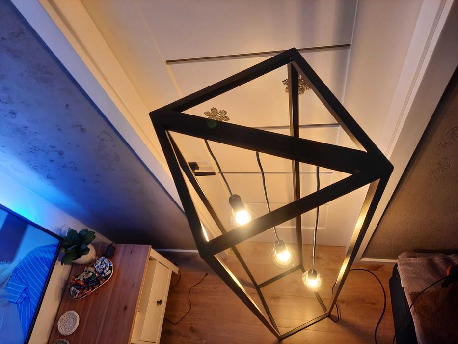 Lampa podlogowa loft