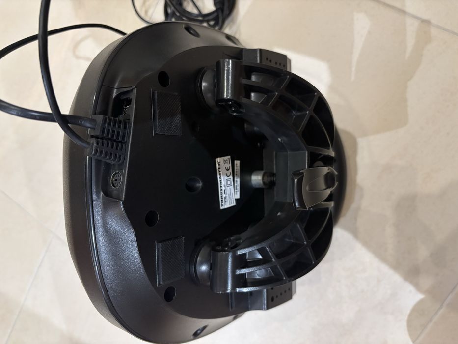 Volante Thrustmaster tmx pro