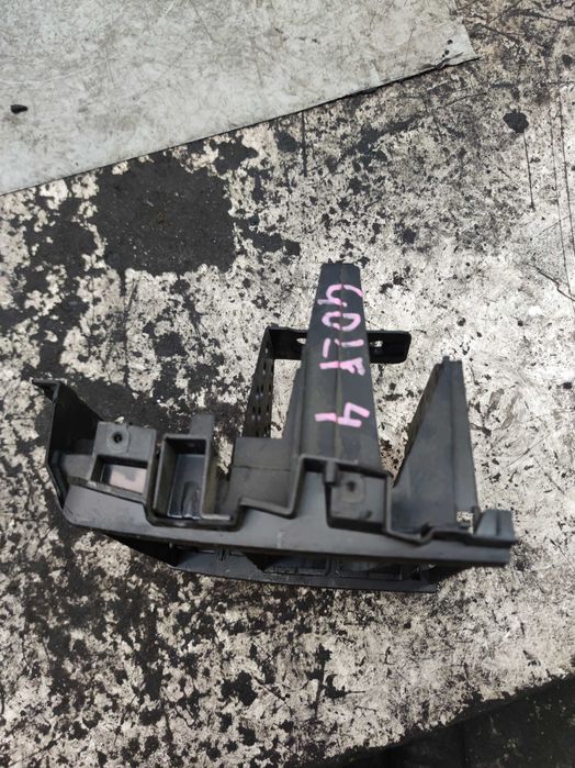 Vw Golf IV Bora Obudowa Radia Konsola Środkowa Kosz Radia