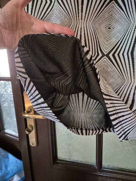 Sukienka srebrna jak mała czarna L