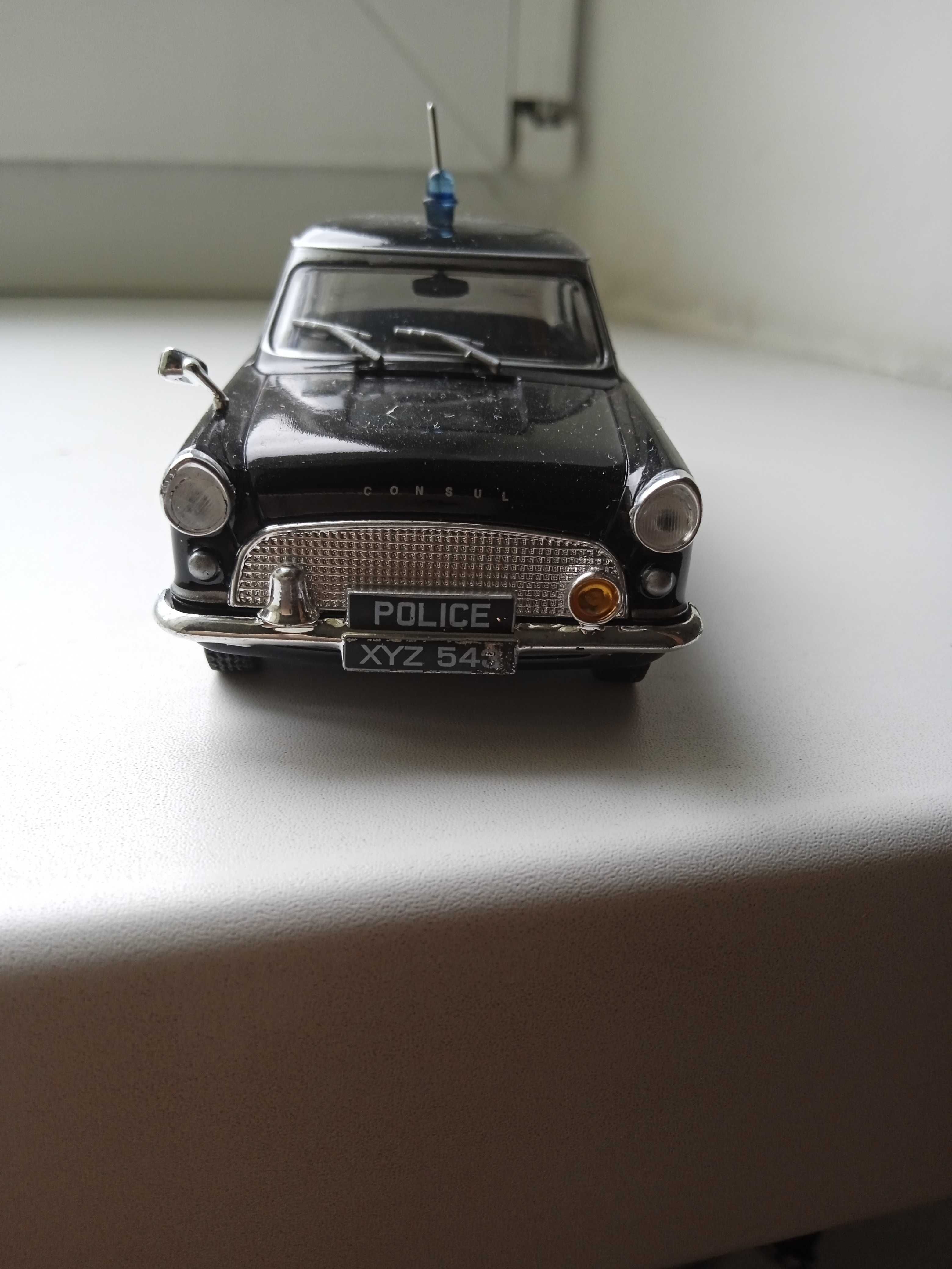 Ford Consul Масштаб 1.43.С Журналами.Сделано в Китае