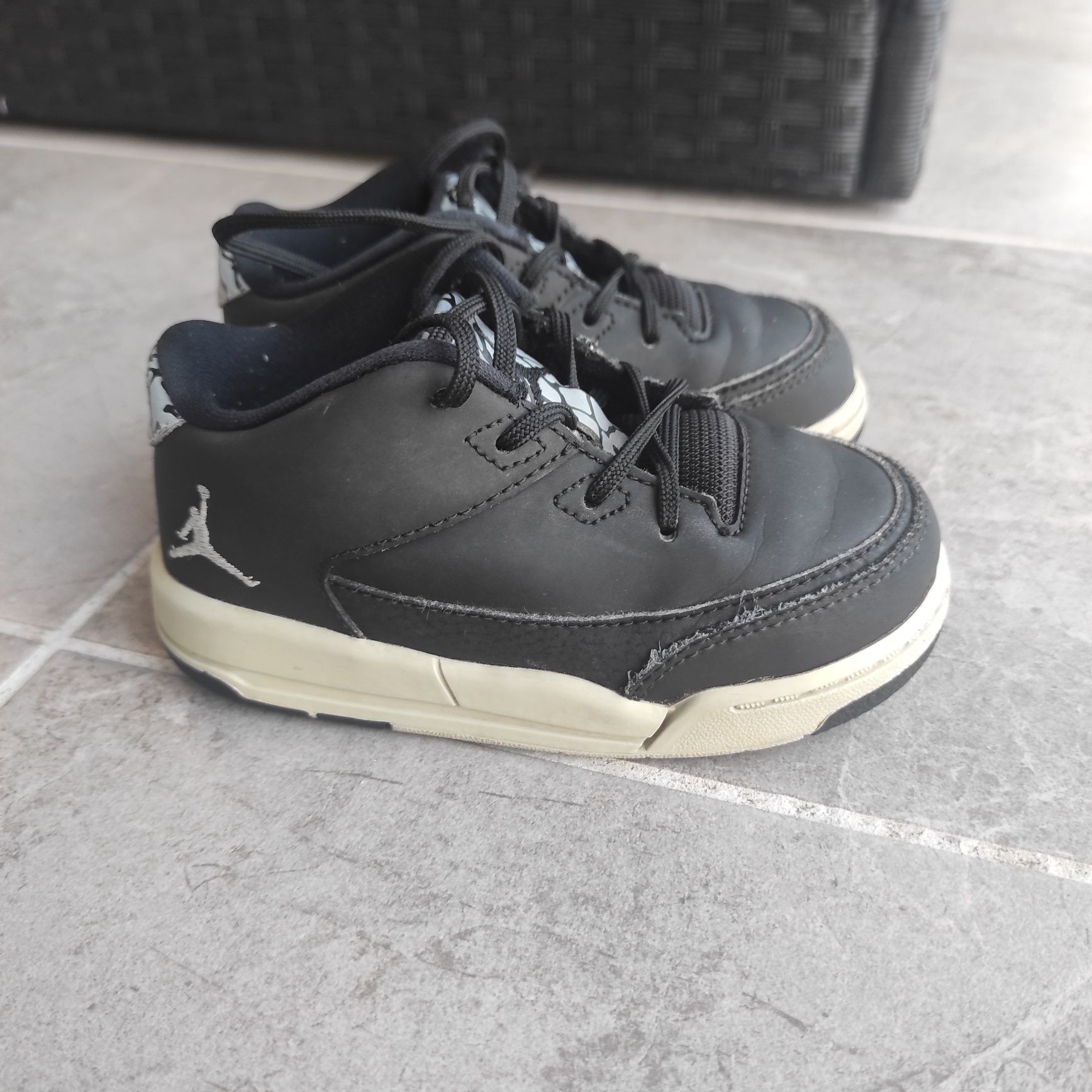 Buty sportowe Nike Jordan rozmiar 23,5