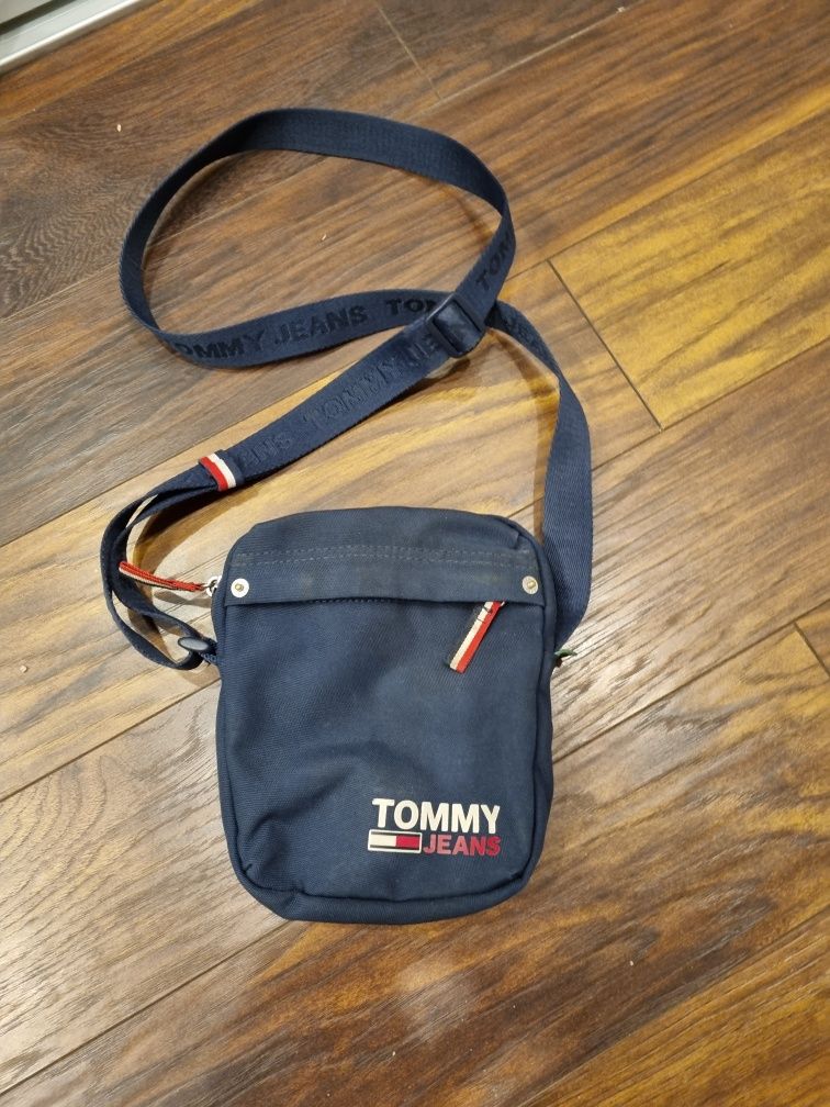 Torebka męska Tommy hilfiger.