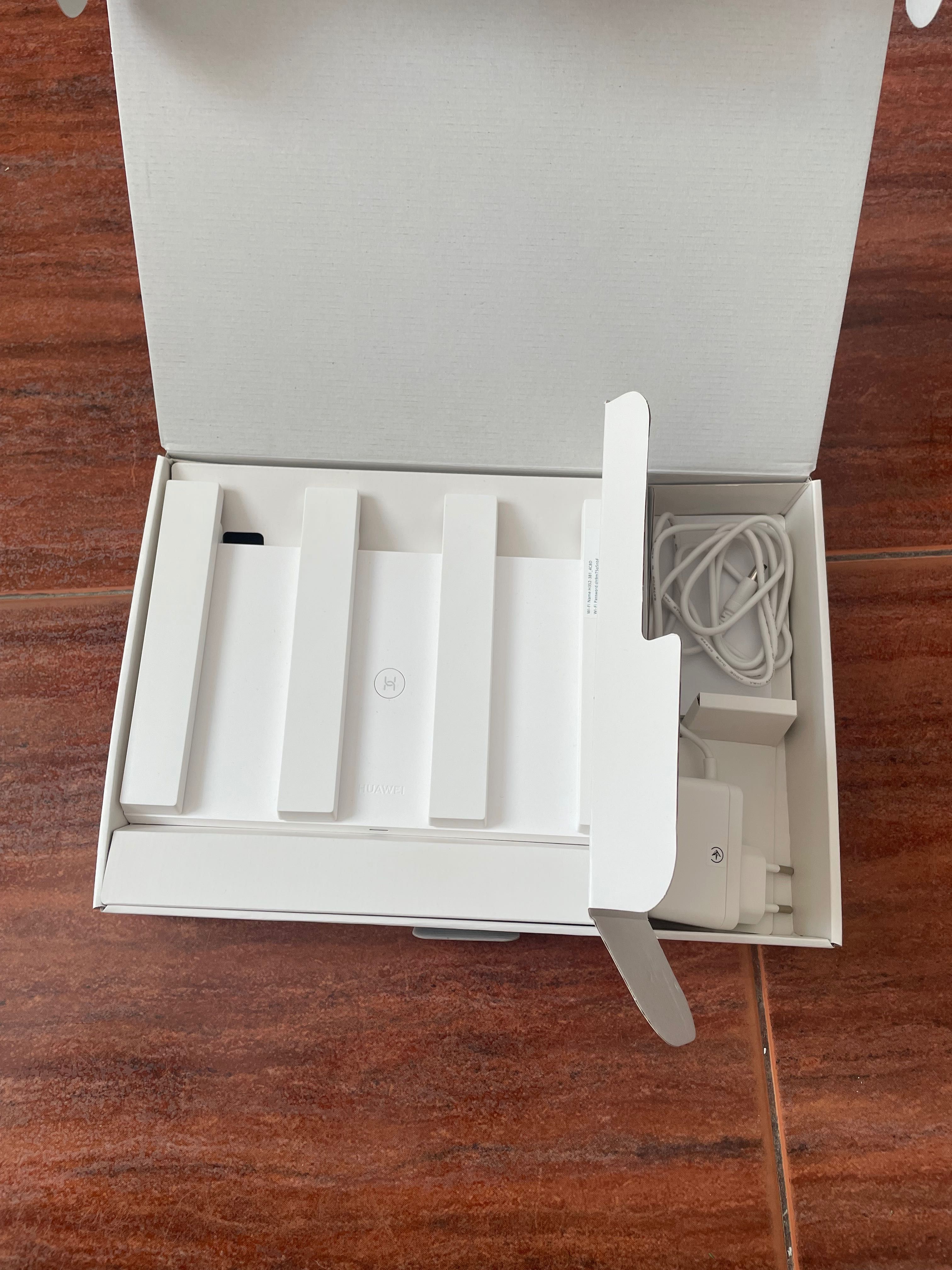 Router NET BOX 5G CPE Max 5 + Huawei wifi AX3