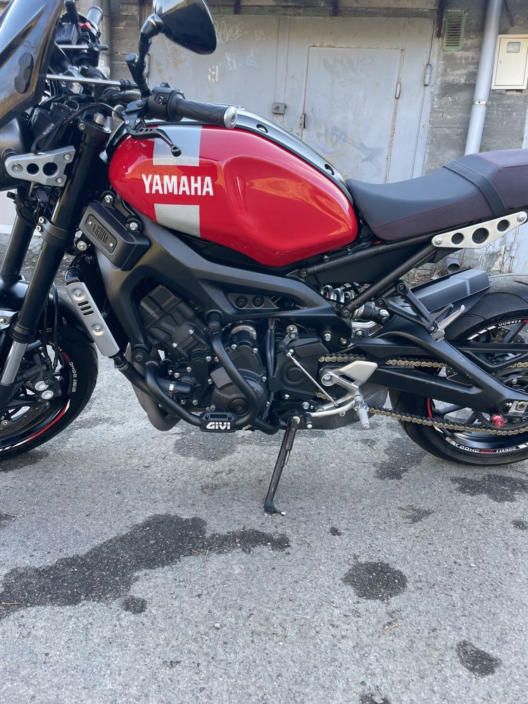 Yamaha XSR 900 classic