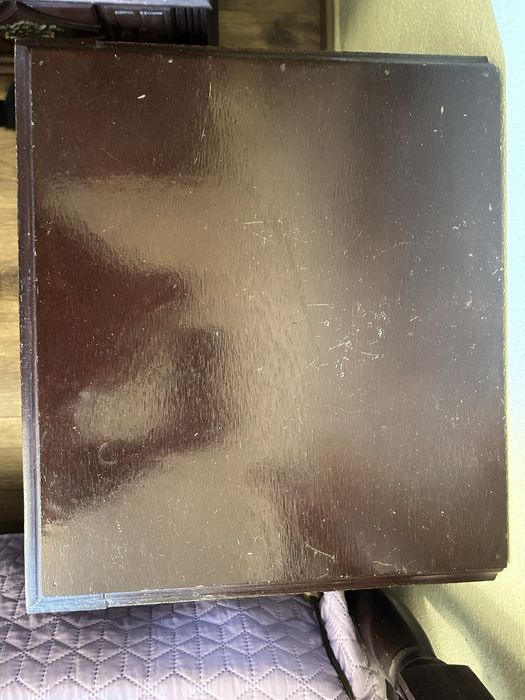 Mesa de cabeceira madeira maciça