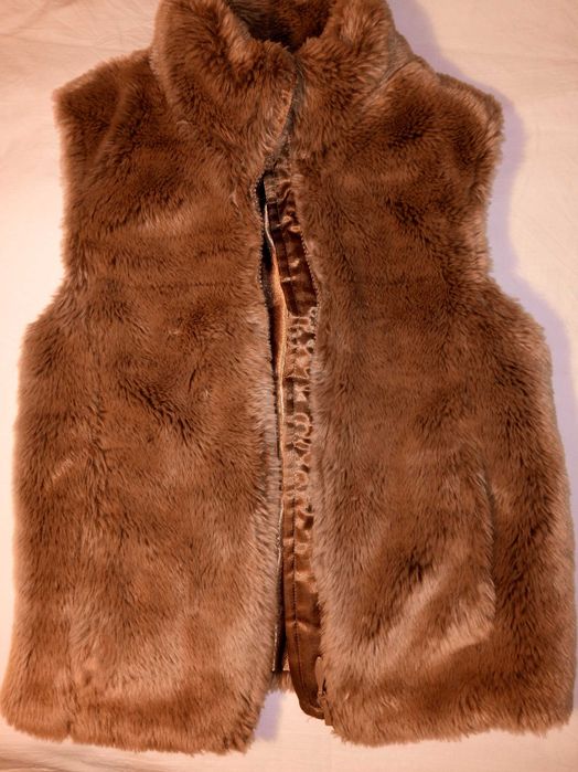 Безрукавка дитяча