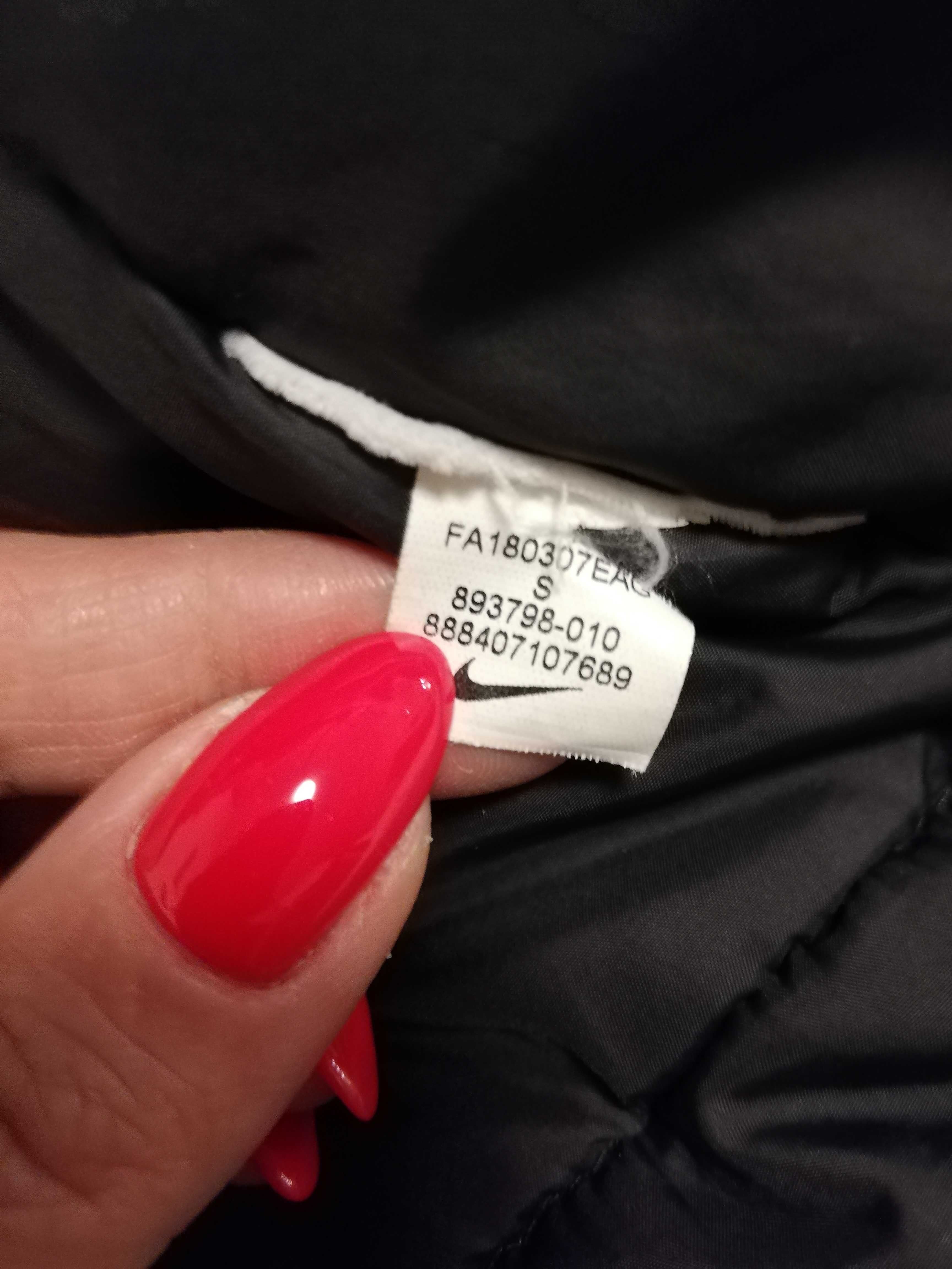 kurtka Nike S 36 czarna parka Nike S 36 M 38