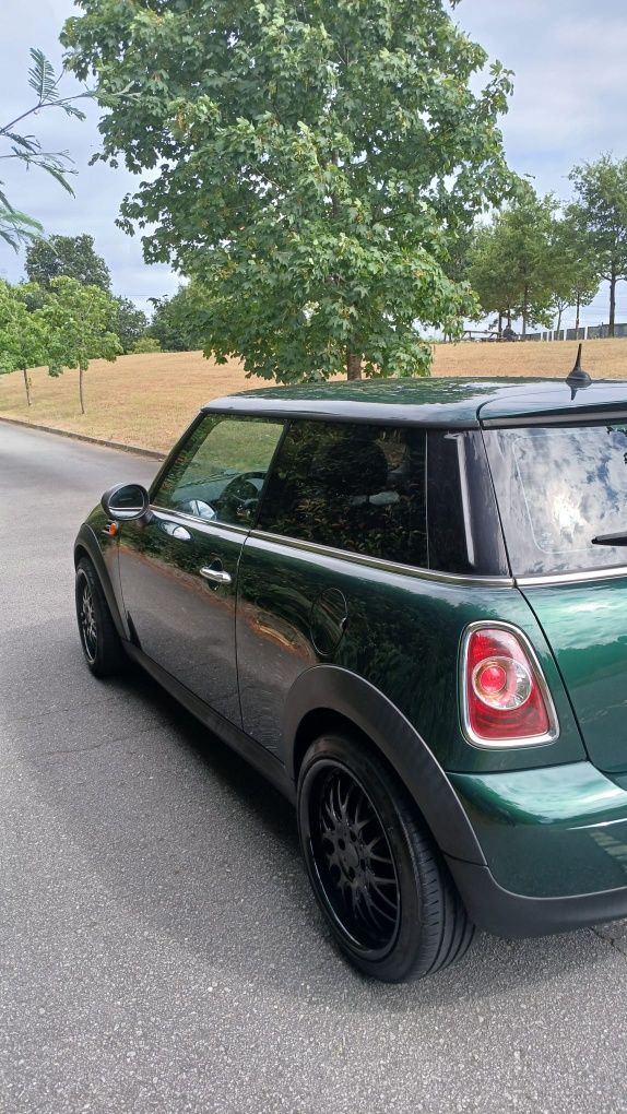 Mini D 121mil km
