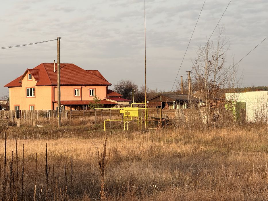 22 сот біля канала з рибою газ в 5 метрах до столиці 25км біля моря