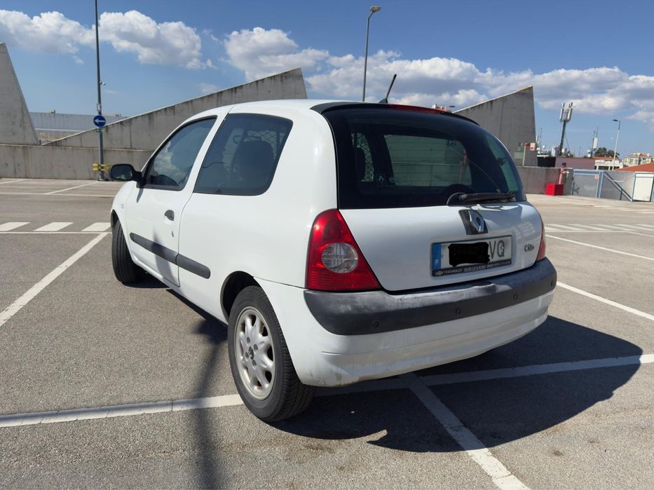 Renault clio 1.5 DCi 2003