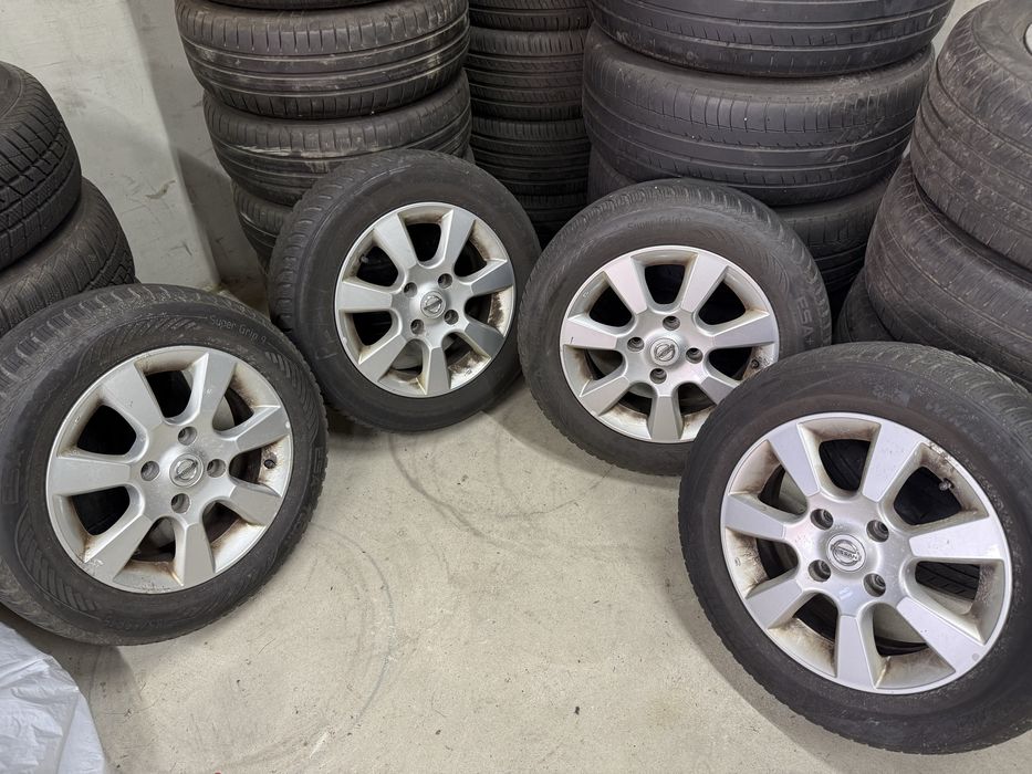 Продам диски на NISSAN TIDA R15