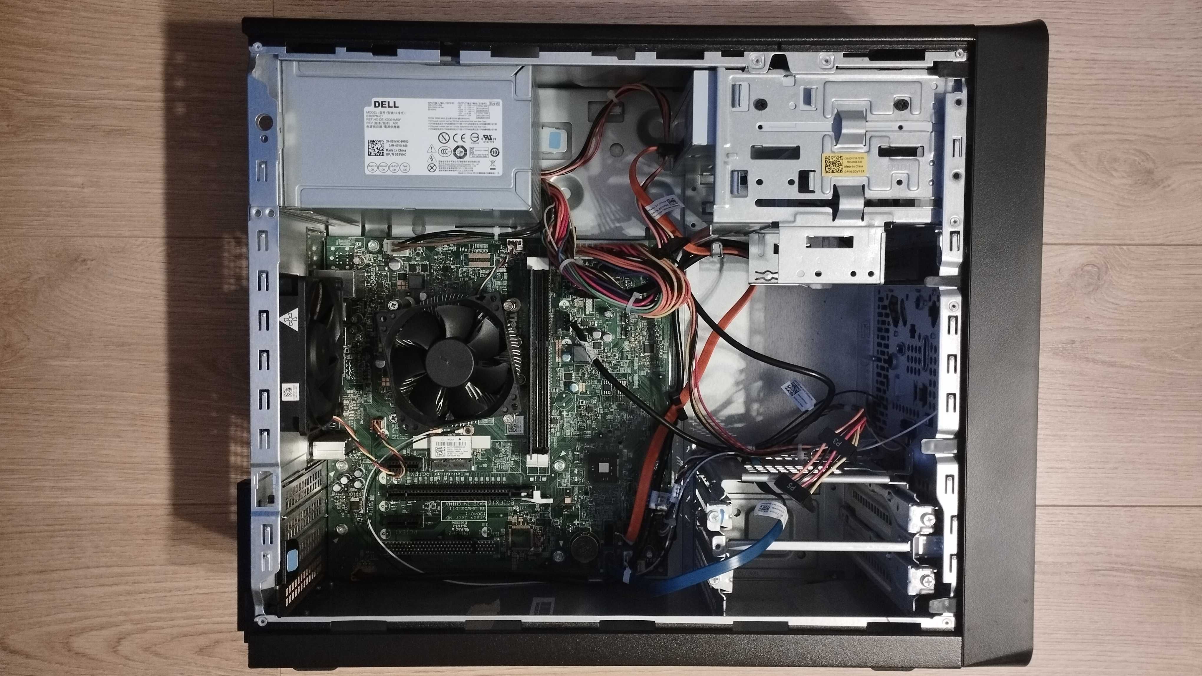 Komputer stacjonarny Dell Inspiron 3847, Intel i5-4440, 4GB RAM
