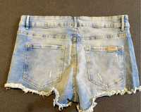 Krótkie jeansowe spodenki Cropp