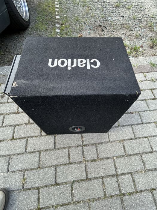 Tuba Suboofer Clarion + Wzmacniacz Magnat