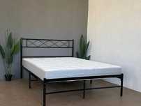nova cama de metal preto