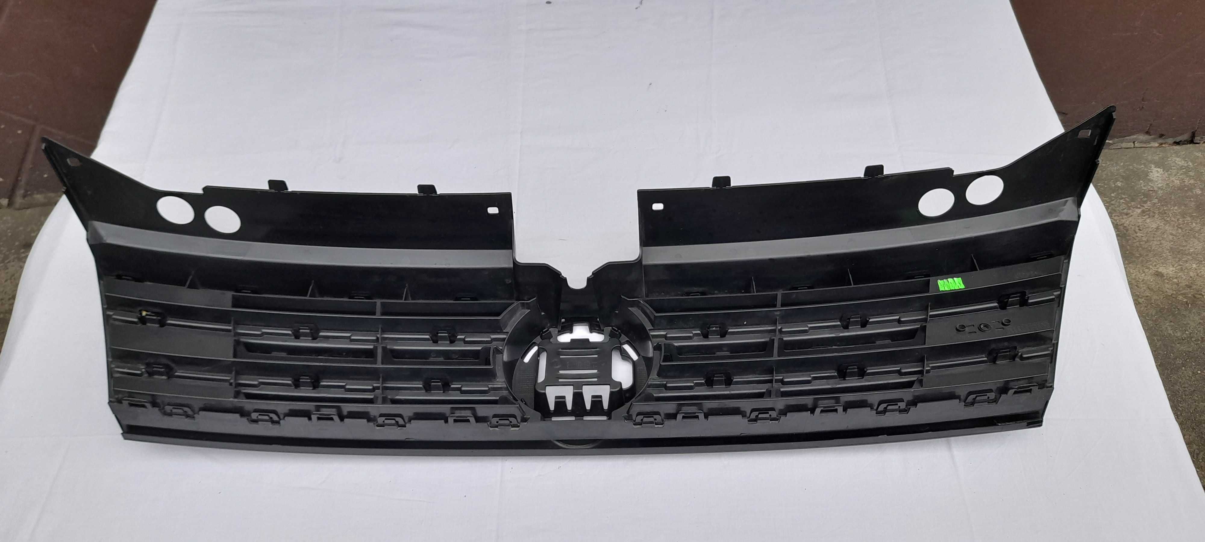 Atrapa Grill VW Tiguan II  5NA   5NN