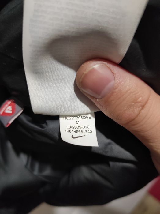 Куртка Nike Air Max Sportswear Storm-Fit розмір М