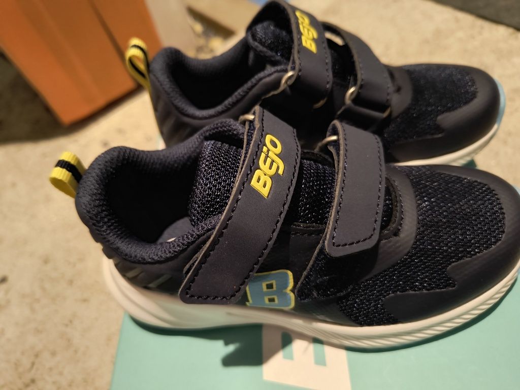 Adidasy firmy Bejo rozmiar 26