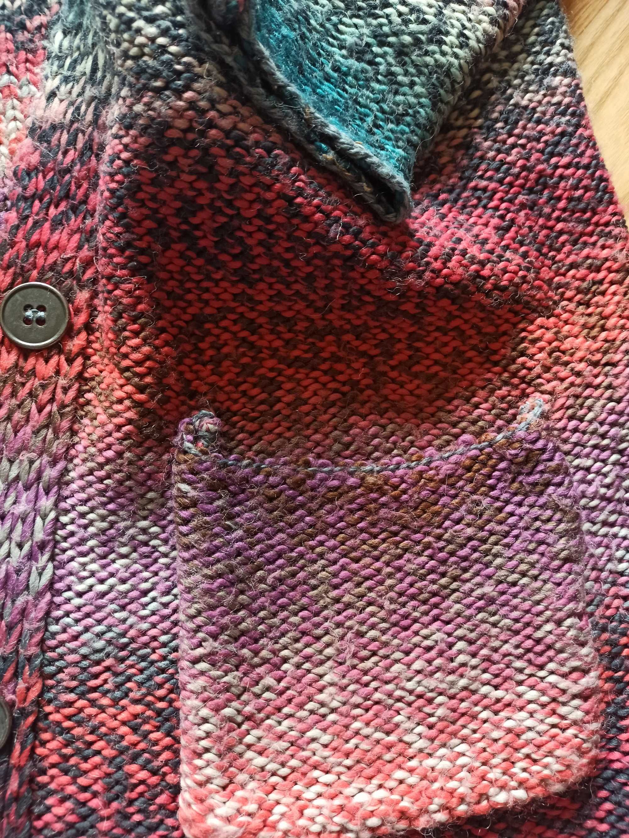 sweter damski kolorowy z Kappahl