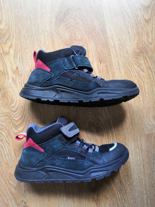 Mix 3 szt tanio 134 cm buty półbuty Superfit 35 spodnie dresowe jeansy