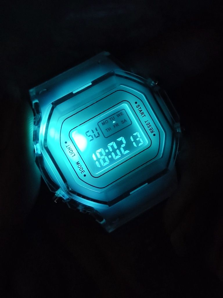 Retro Zegarek Y2K Przeźroczysty