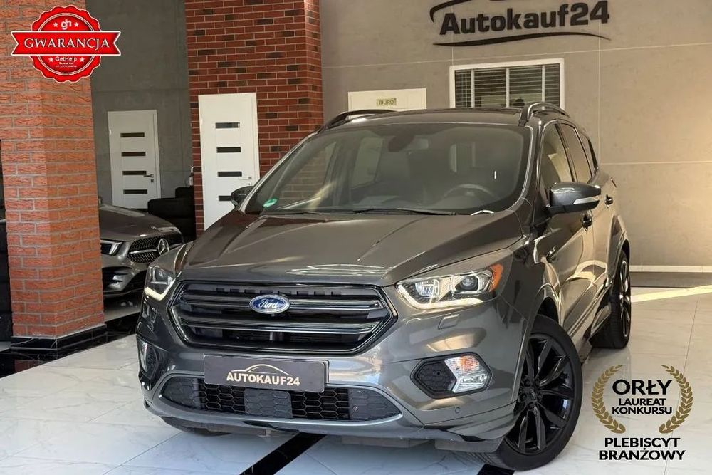 Ford Kuga *ST-LINE* *Navi* *El. Klapa* *BEZWYPADKOWY*