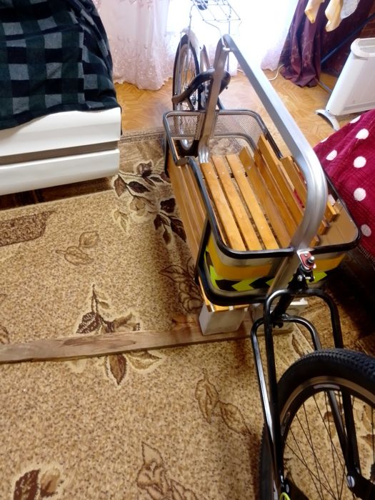 Прицеп для велосипеда.