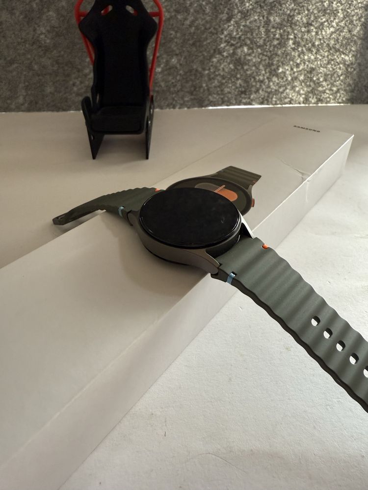 Troco/Vendo Samsung Galaxy Watch 7 44MM Green versão LTE