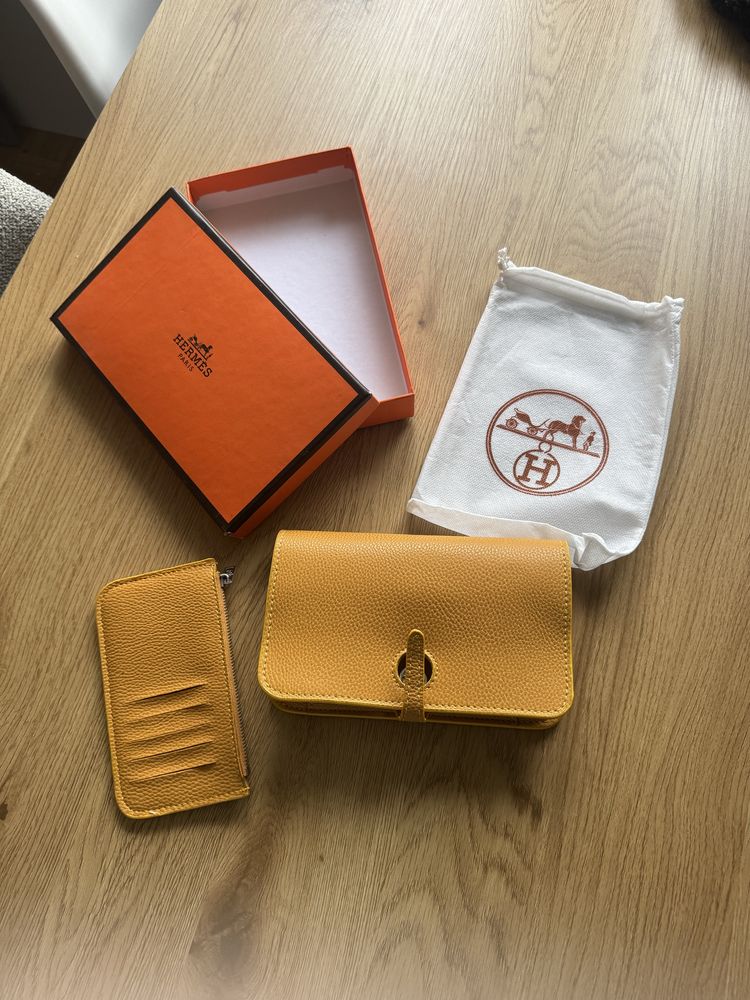 Skorzany zolty portfel Hermes sari duzy pojemny z dodatkowym