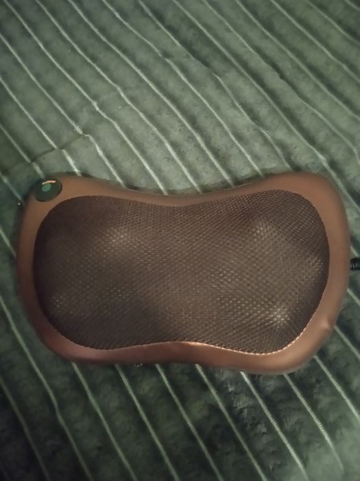 Продам масажор для спини писати в личку