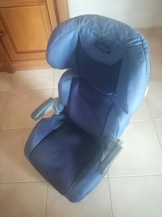 Cadeira auto dobrável