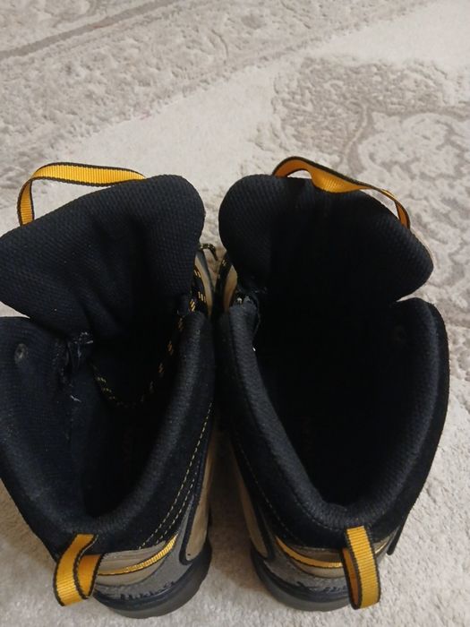 Шкіряні черевики