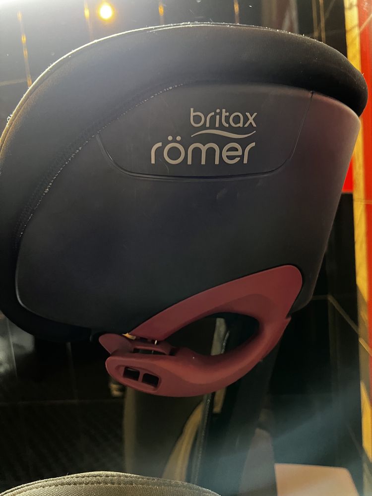 Автокресло Britax-Romer Kidfix III M (Бритакс Кидфикс III М)