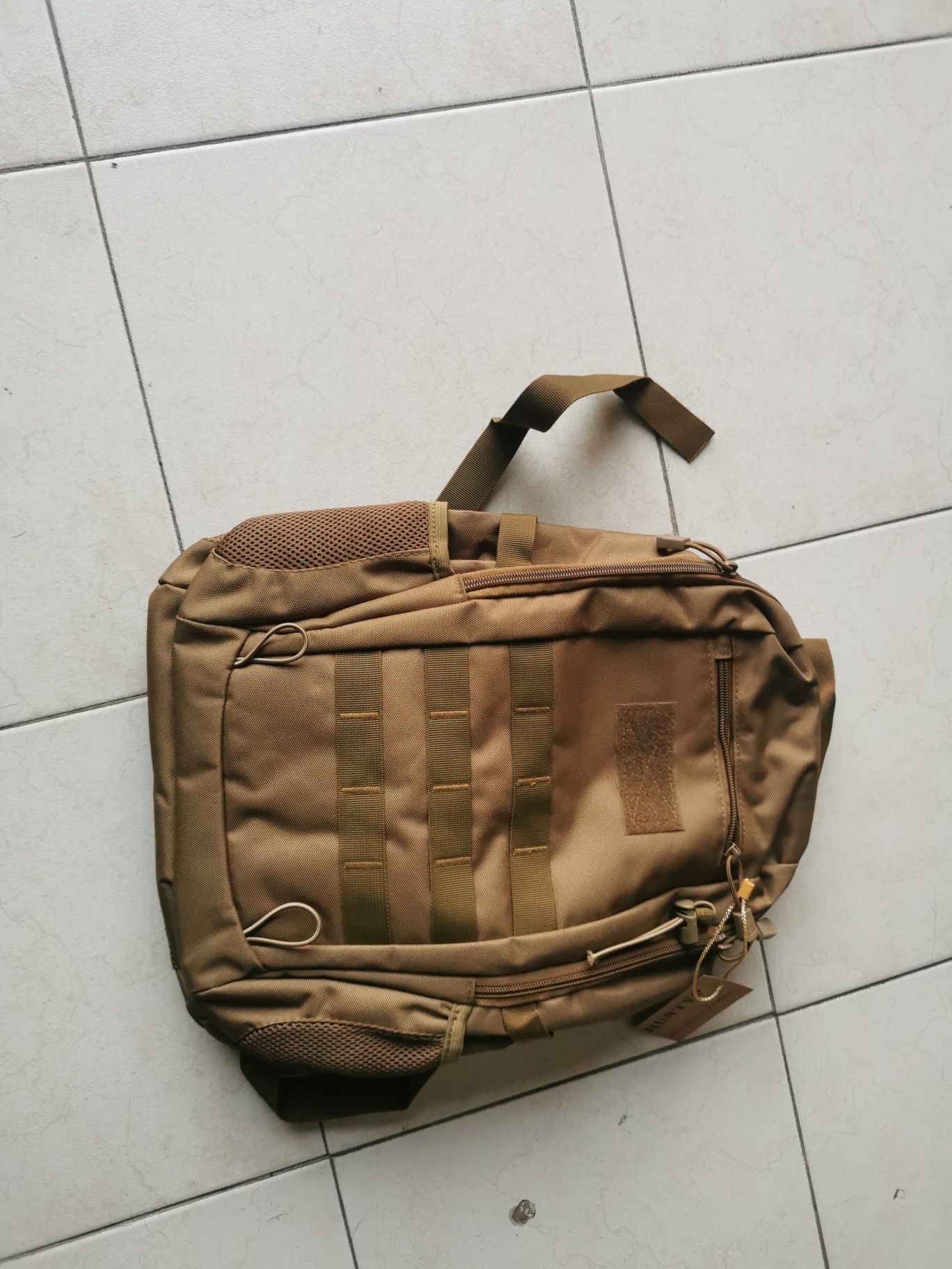 Mochila completa nova