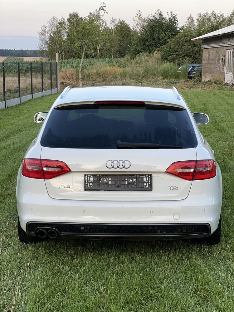 Audi A4 B8 2.0Tdi,Automat,Lift,Quattro,Sline,Klima,Hak