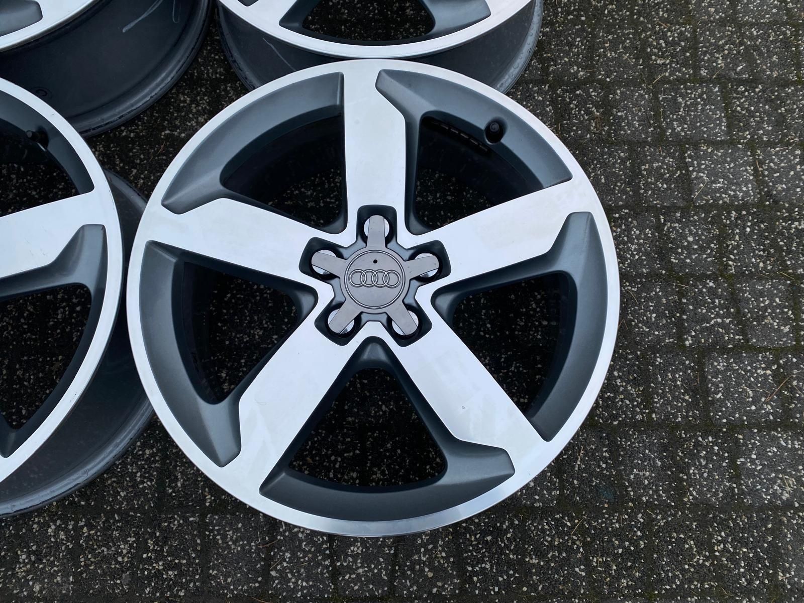 18"  Audi oryginal S-line  5x112 A3  A4 Q2 Q3  TT  Idealny Stan
