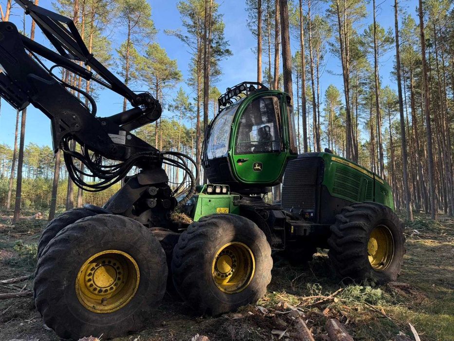 Harvester John Deere 1470 E  IT4