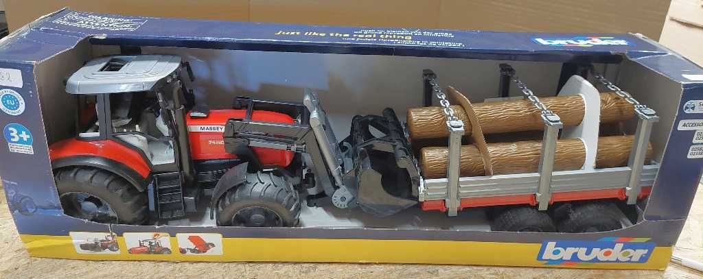 Bruder 2046 Traktor Massey Ferguson z przczepą 182