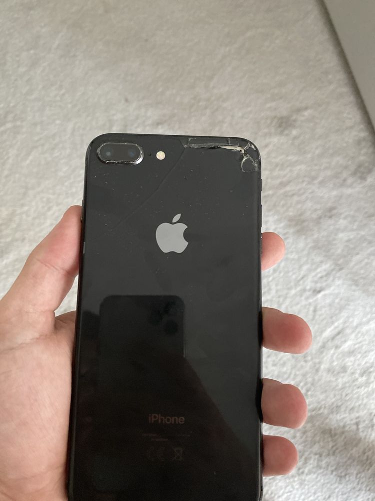 Iphone 8 plus.
