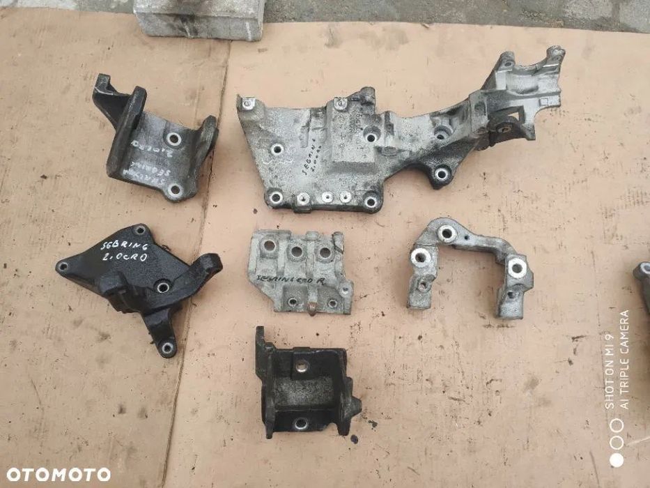 Łapa silnika chrysler sebring dodge caliber journey jeep compass