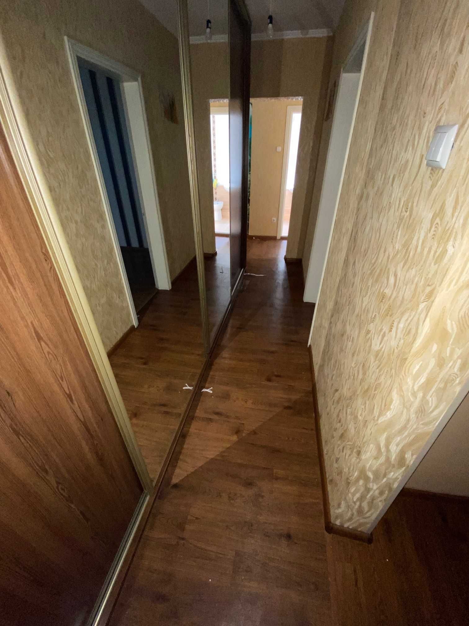 Продаж 2-к квартири 73,3 м2. м.Київ, вул.Драгоманова, 1-Б.   85000$